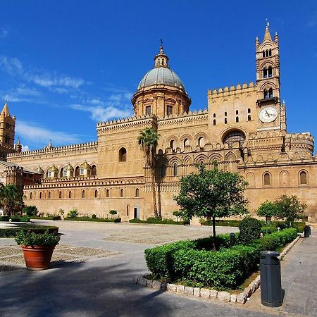 Apartmán Trilocale Al Politeama - Zyz Palermo Exteriér fotografie